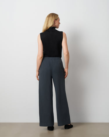 Pleated Wide Leg Pull-On Pant