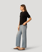 Embroidered Yoke Puff Sleeve Top