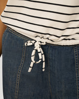 Fine Stripe Tie Bottom Top