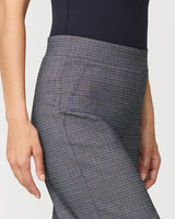 Micro Grid Wide Leg Pull On Pant