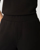 Cropped Barrel Drawstring Pant