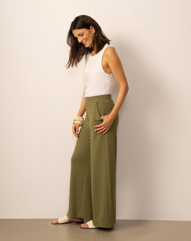 Wide Leg Ponte Pant with Snap Pockets