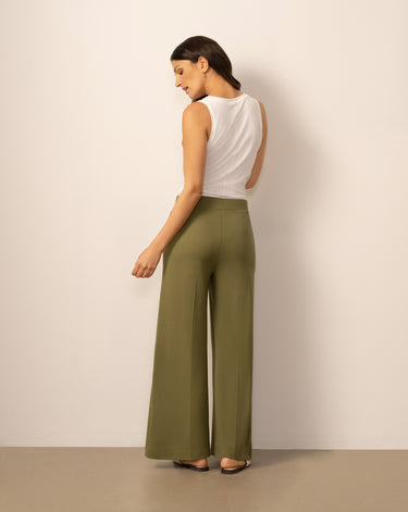Wide Leg Ponte Pant with Snap Pockets